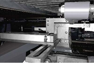 成(chéng)型折耳對推、互搭工藝(yì)(選配)