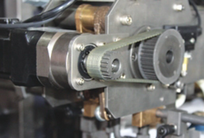 全新伺服控(kòng)製的後吸式麵紙飛達